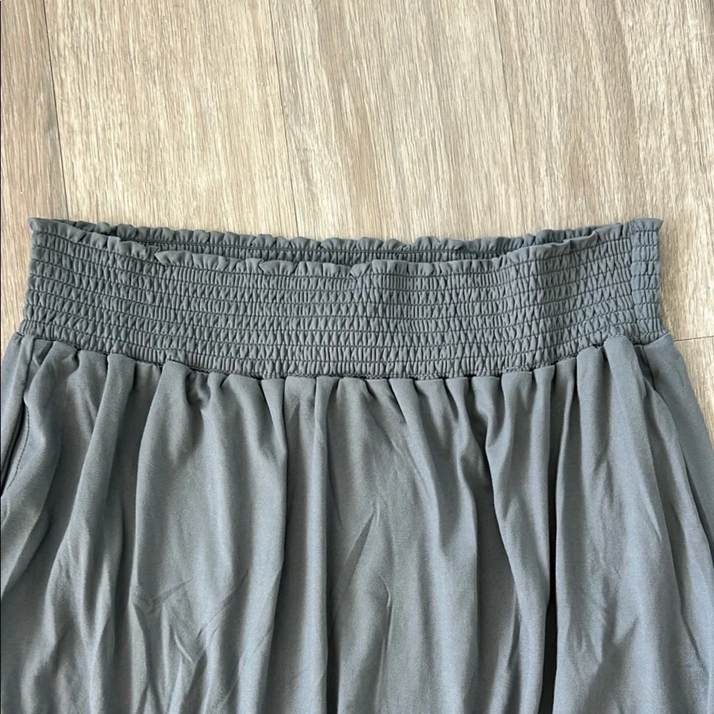 Classy Gray Maxi Skirt - Picture 3 of 7
